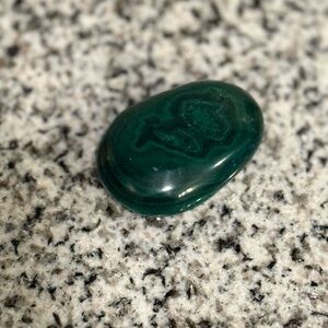 Polish Malachite Palm Stone